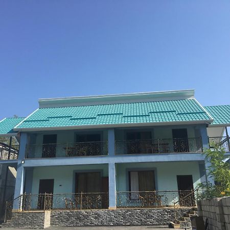 Emerald House ガバラ エクステリア 写真